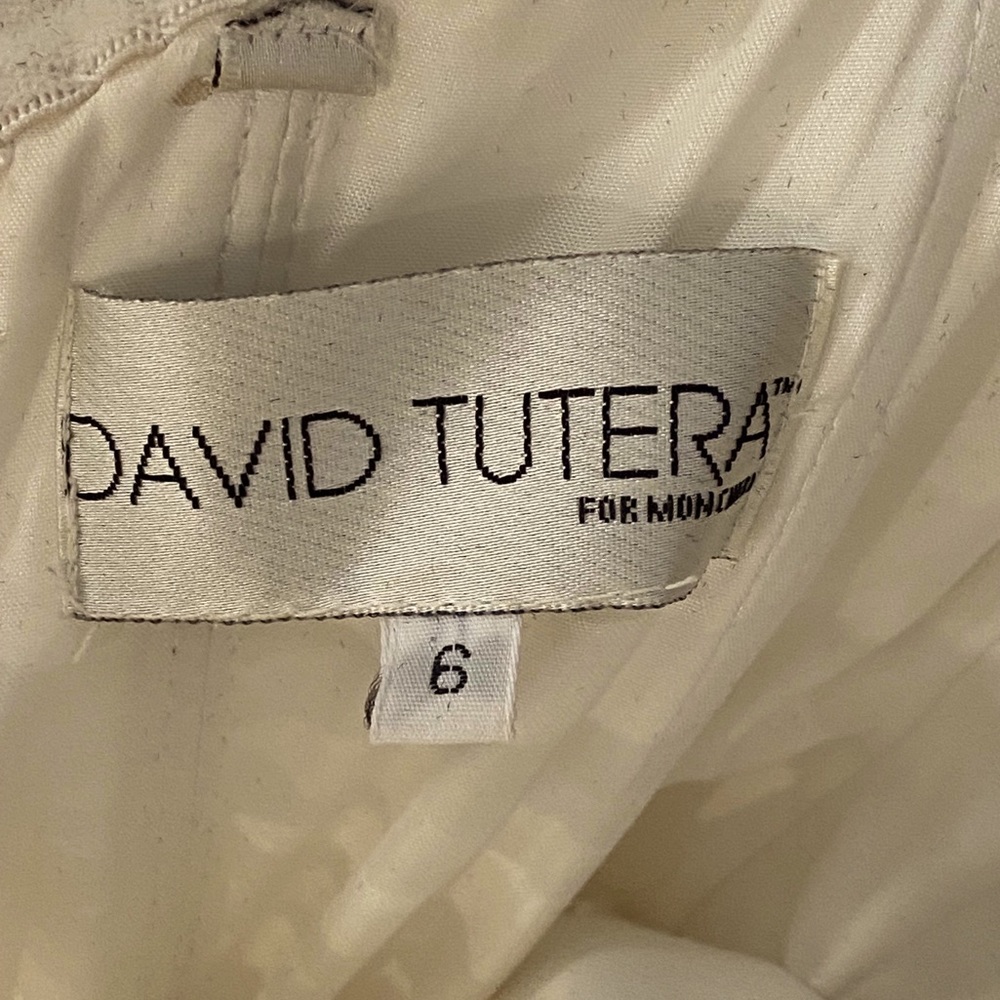💖💐David Tutera Wedding gown🌸💕 - Picture 9 of 15